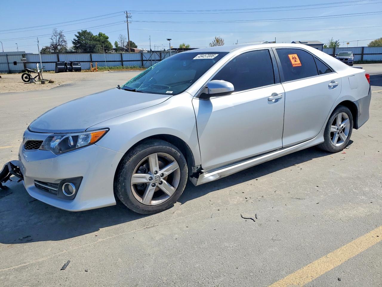 Salvage Toyota Camry Image