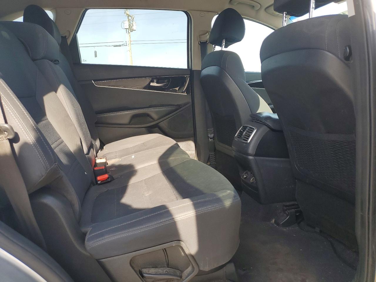 Kia Sorento Lx V6