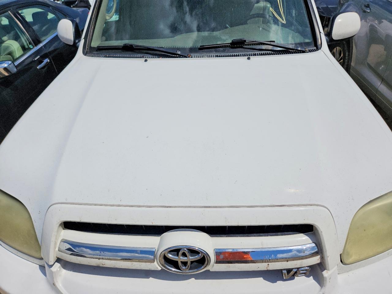Toyota Sequoia Sr5