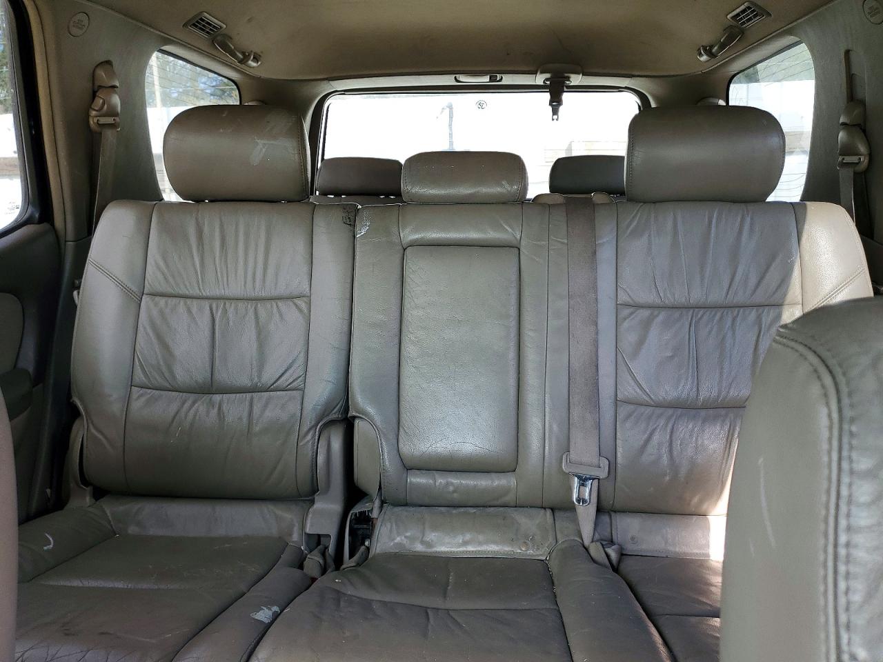 Toyota Sequoia Sr5