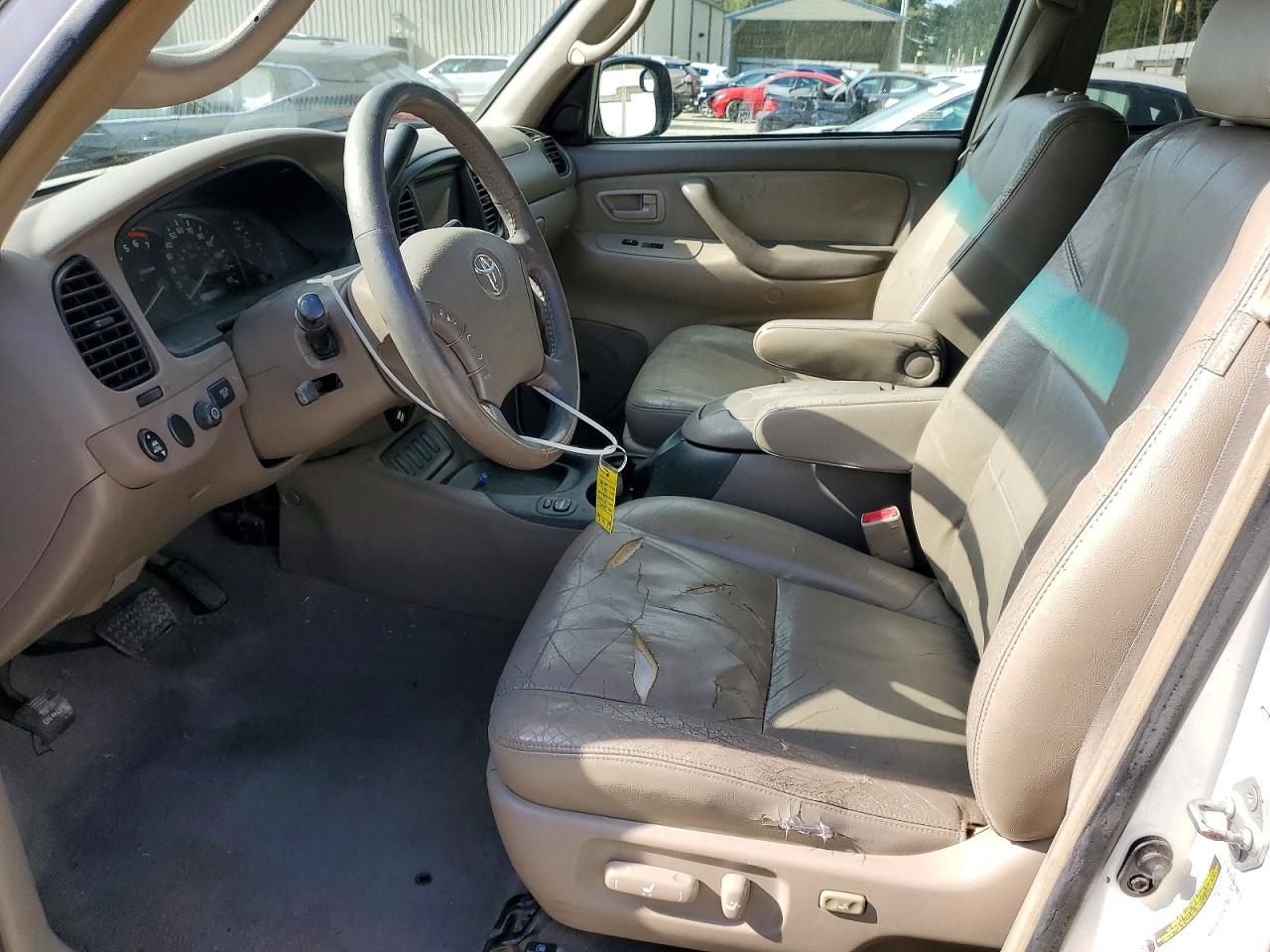 Toyota Sequoia Sr5
