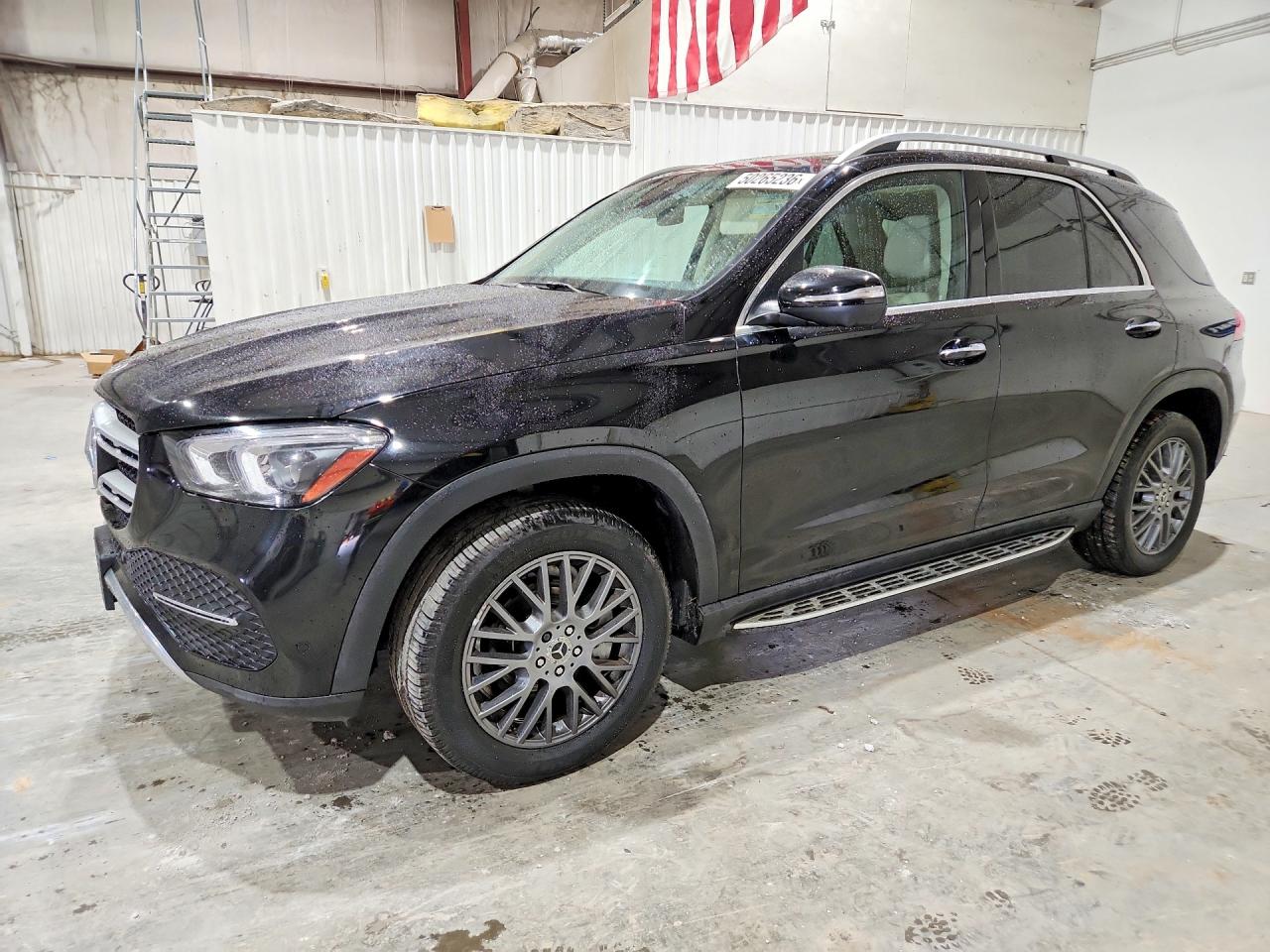 Salvage Mercedes-Benz GLE Image