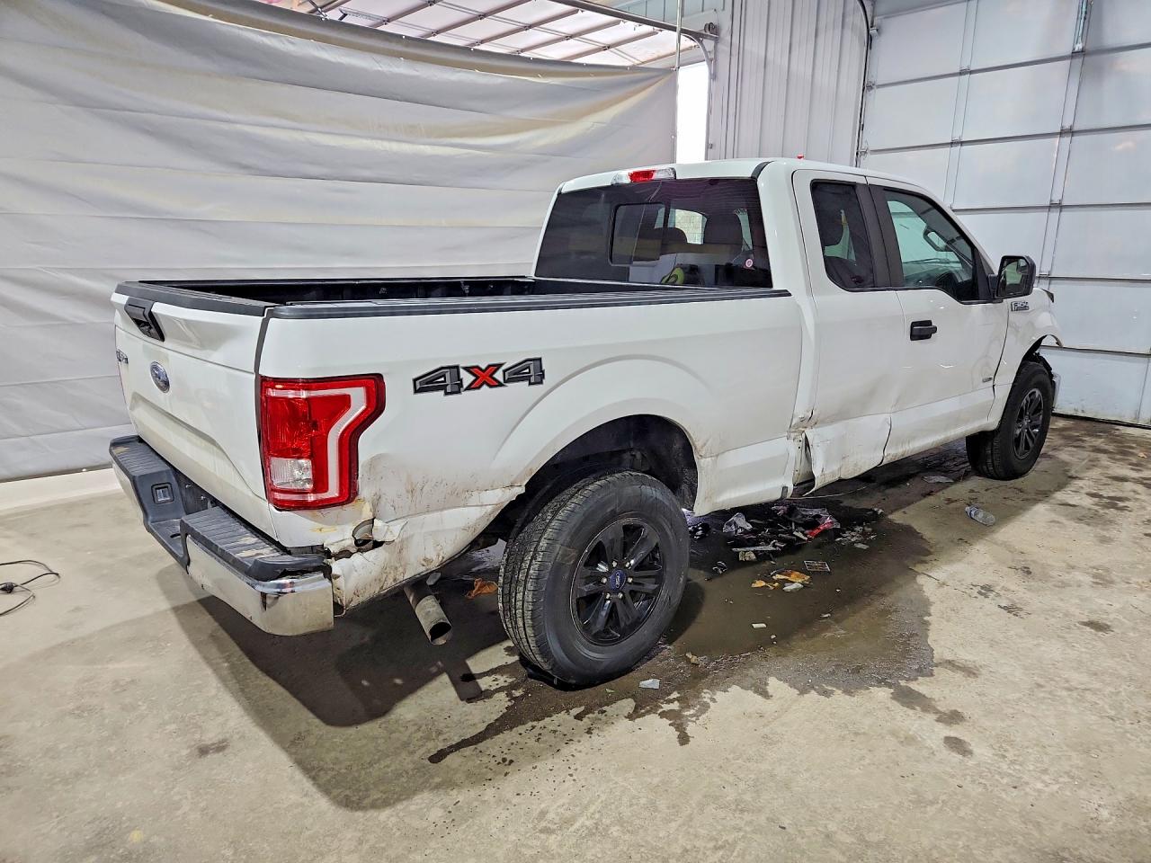 Ford F-150 Super Cab