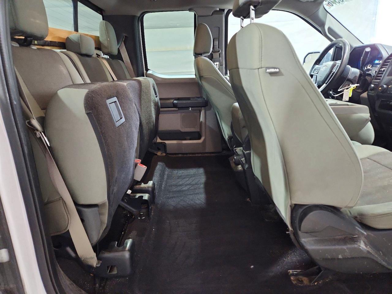 Ford F-150 Super Cab