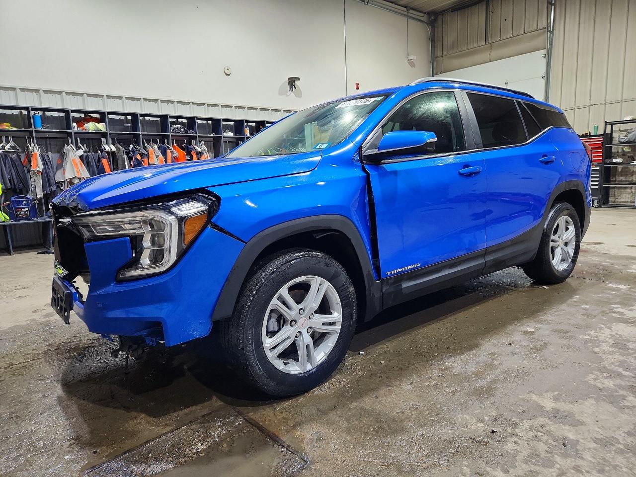Salvage GMC Terrain Image
