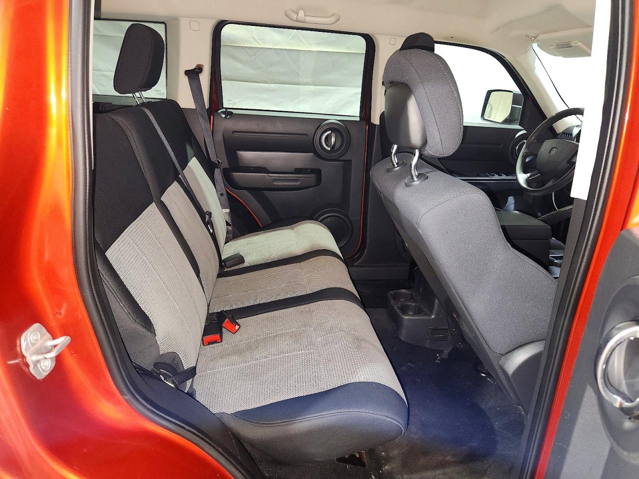 Dodge Nitro Se