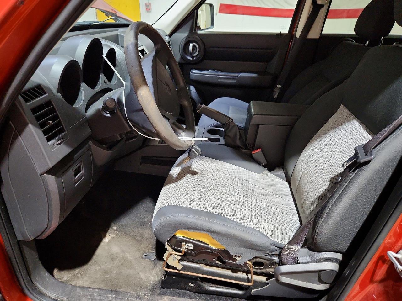 Dodge Nitro Se