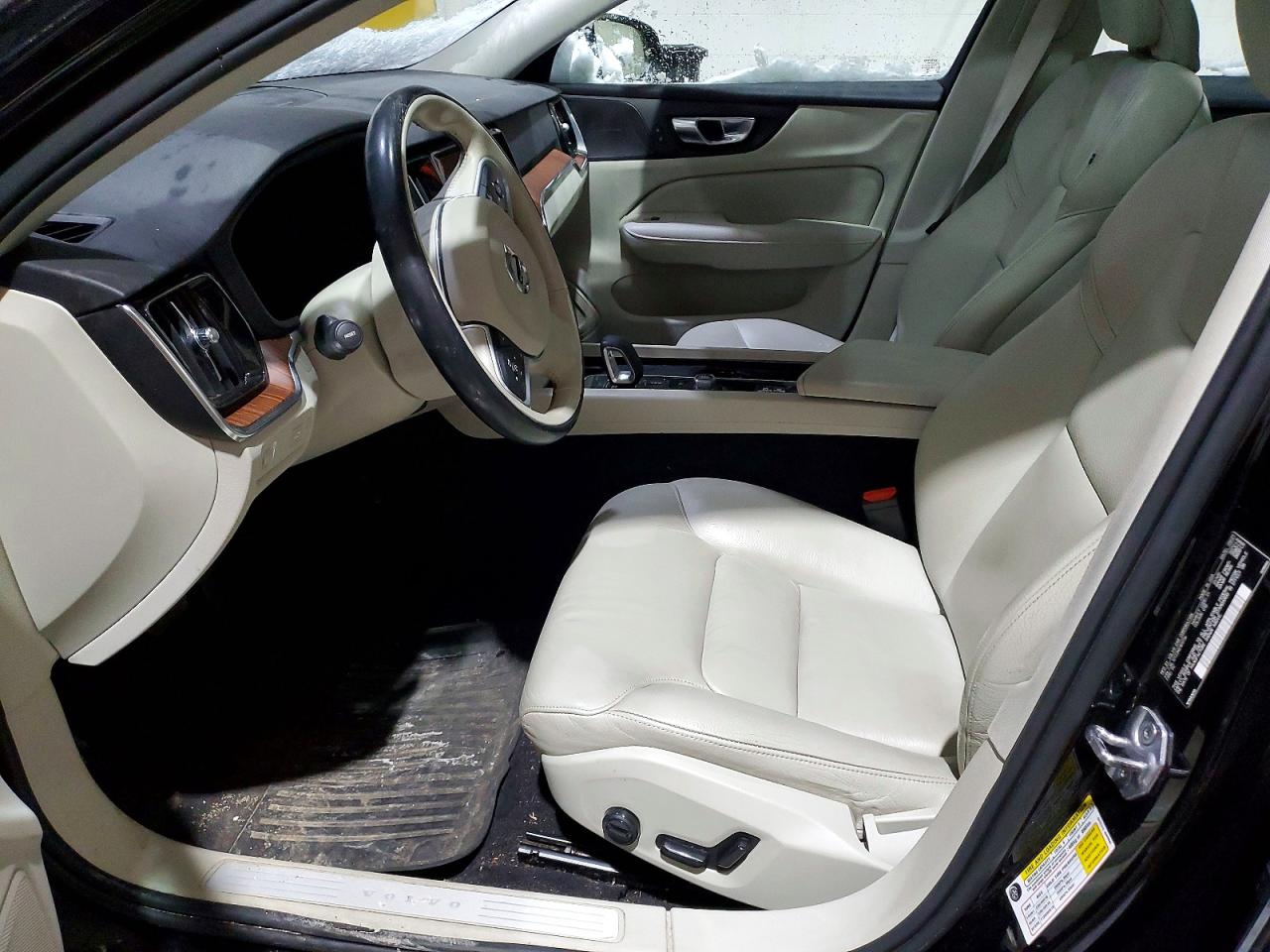 Volvo S60 B5 Mom B5 Momentum