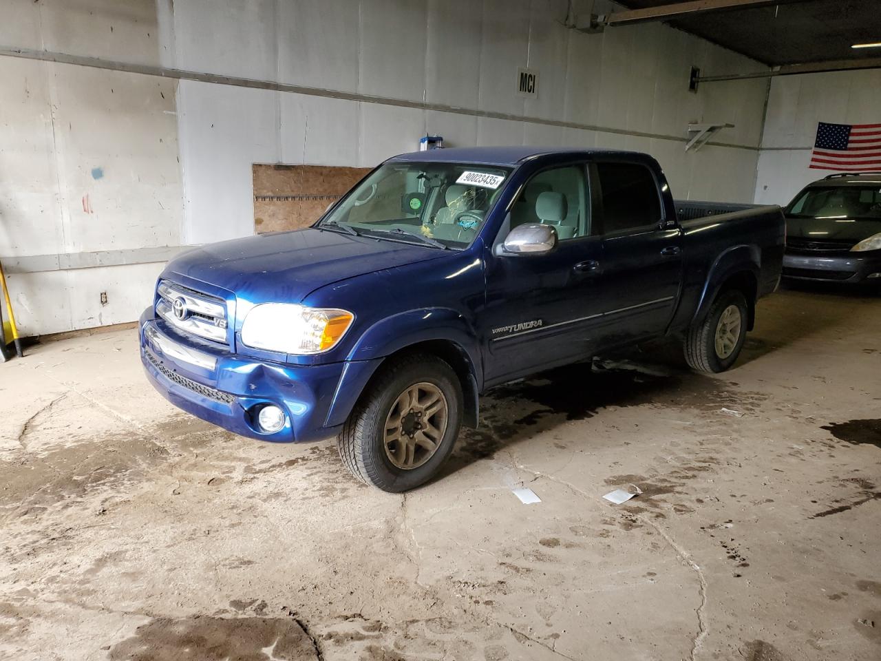 Salvage Toyota Tundra Image