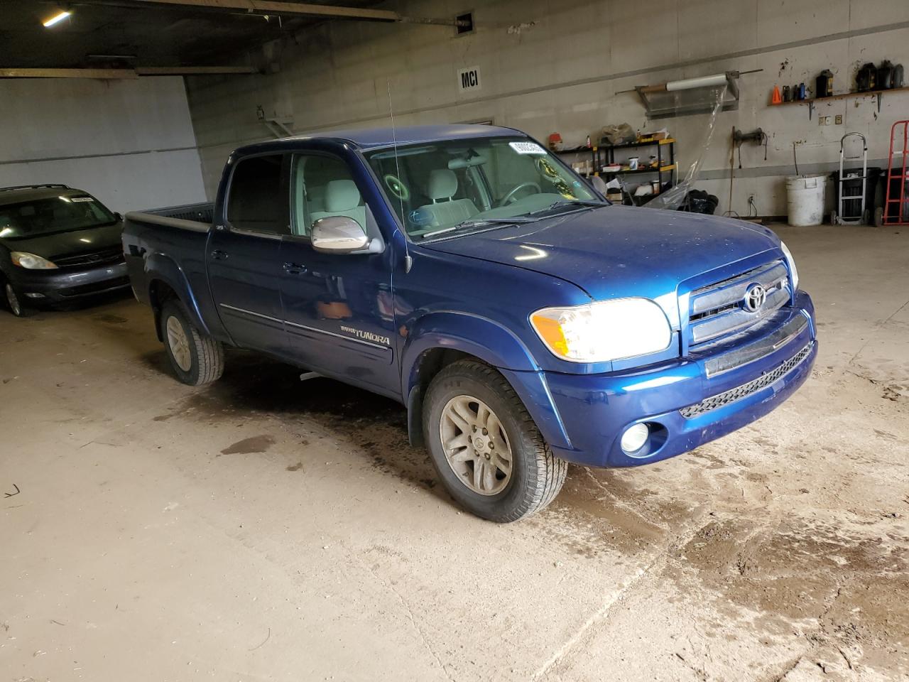 Toyota Tundra Double Cab Sr5