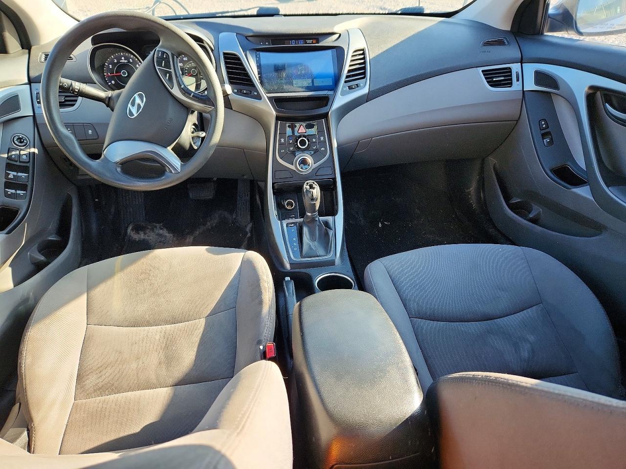 Hyundai ELANTRA Se