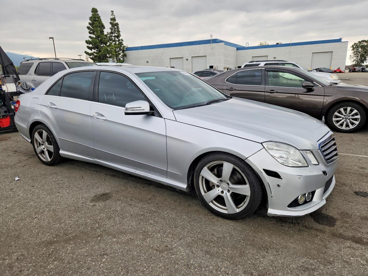 Mercedes-Benz E-Class 350
