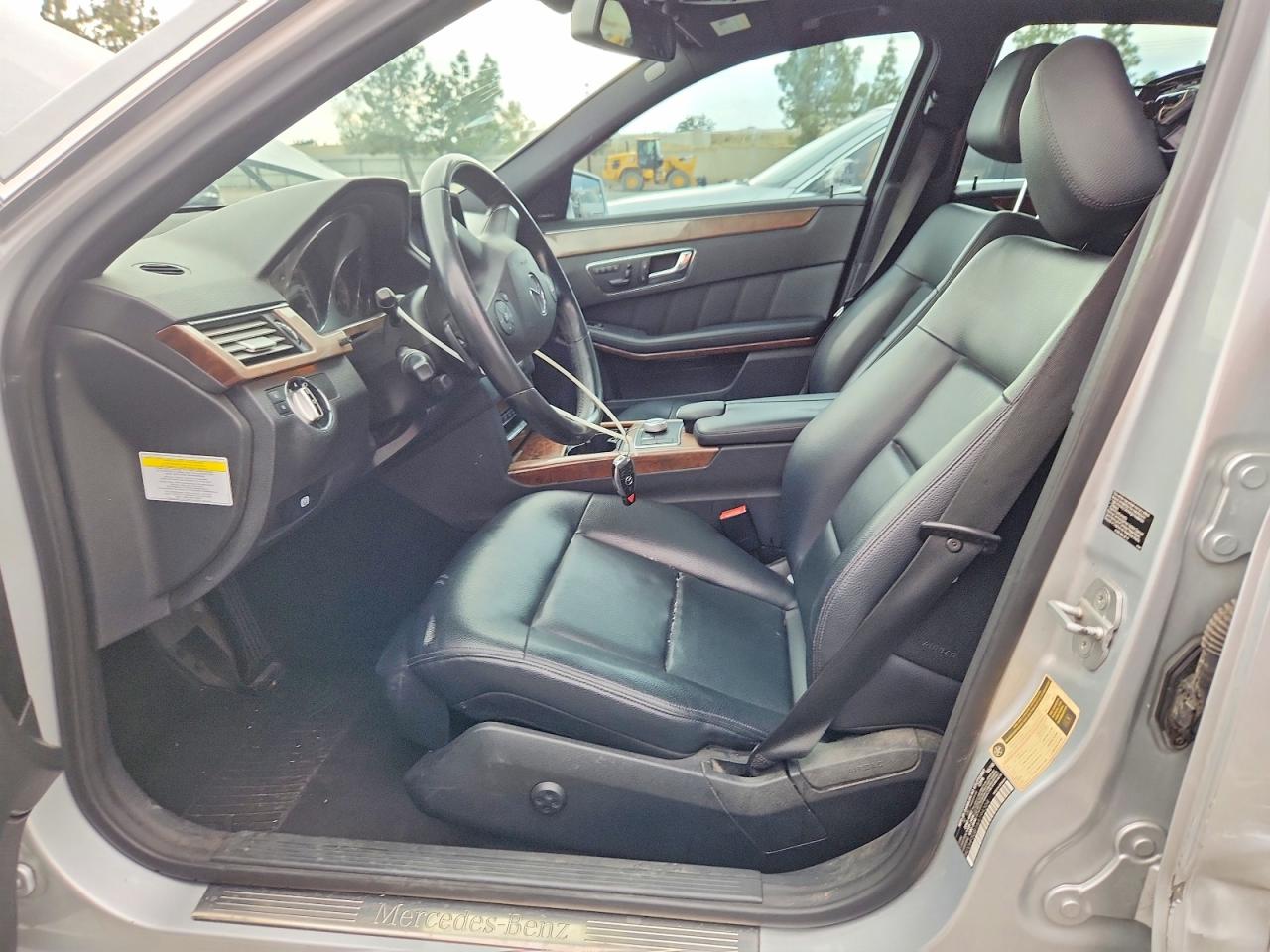 Mercedes-Benz E-Class 350