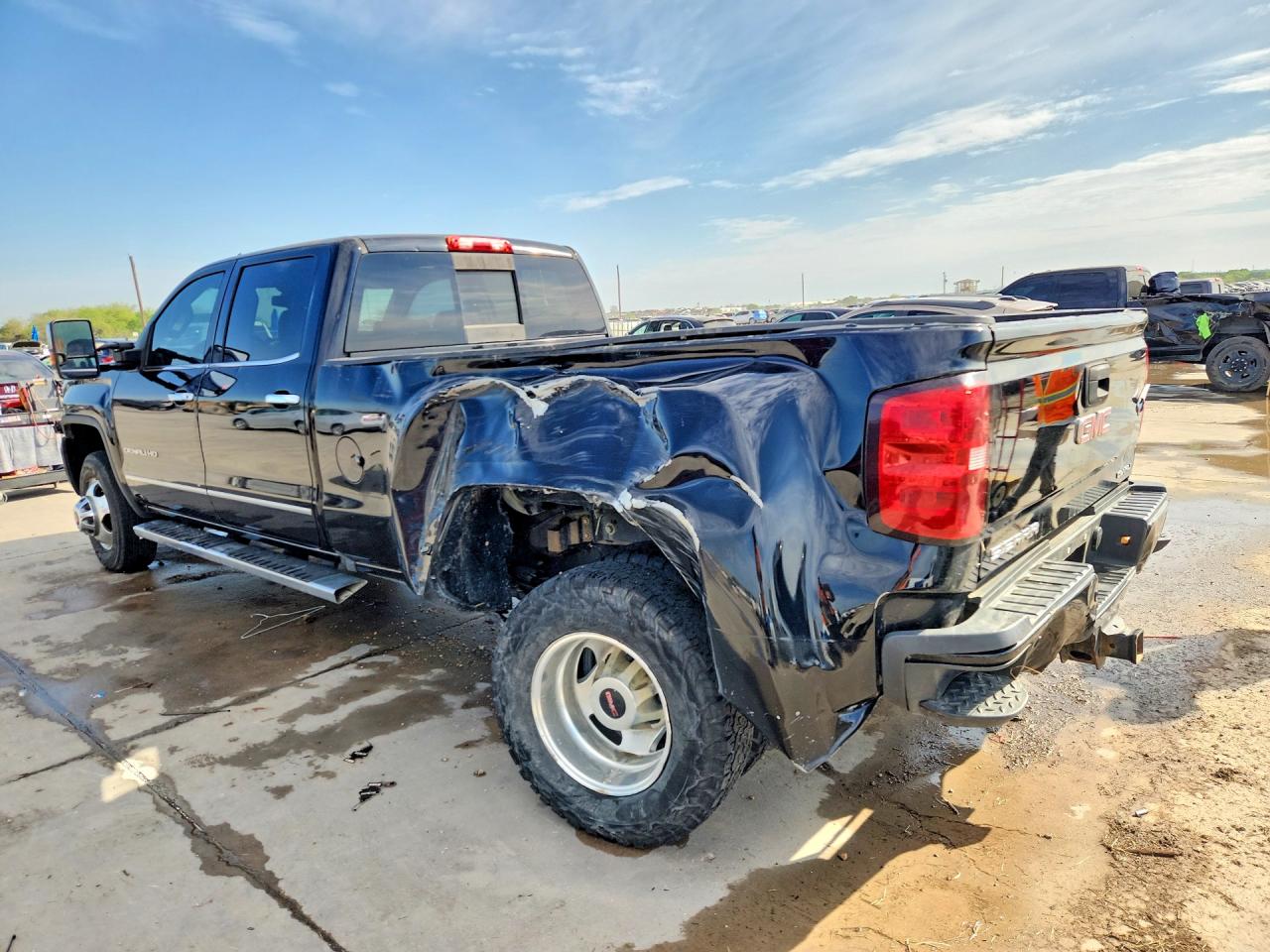 GMC Sierra K3500 Denali