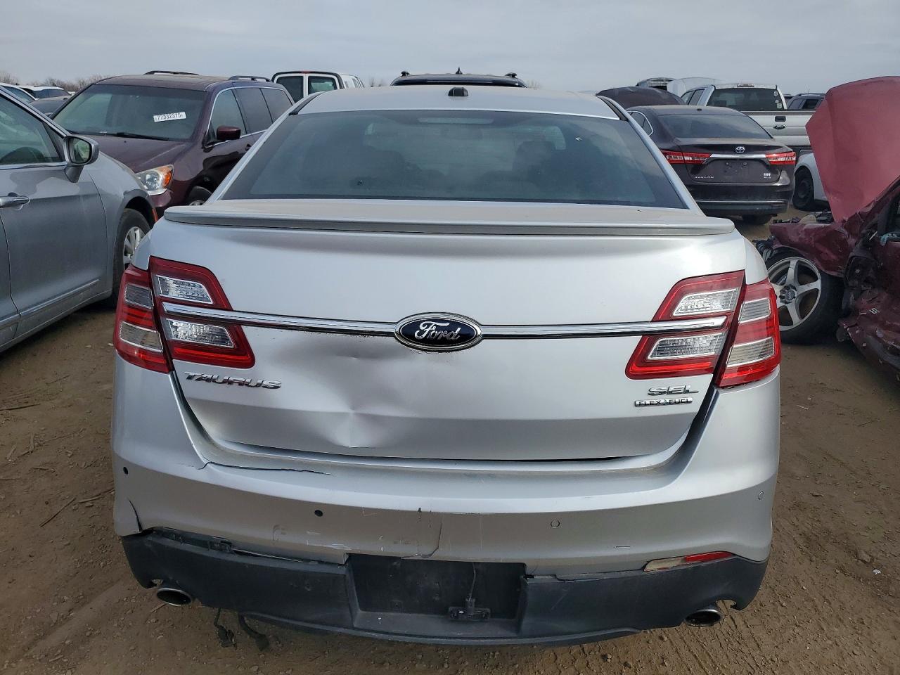 Ford Taurus Sel