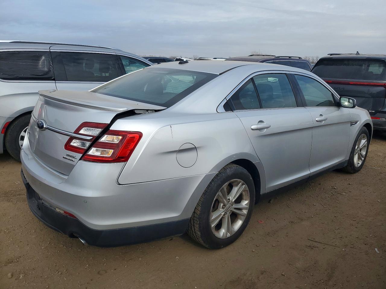 Ford Taurus Sel