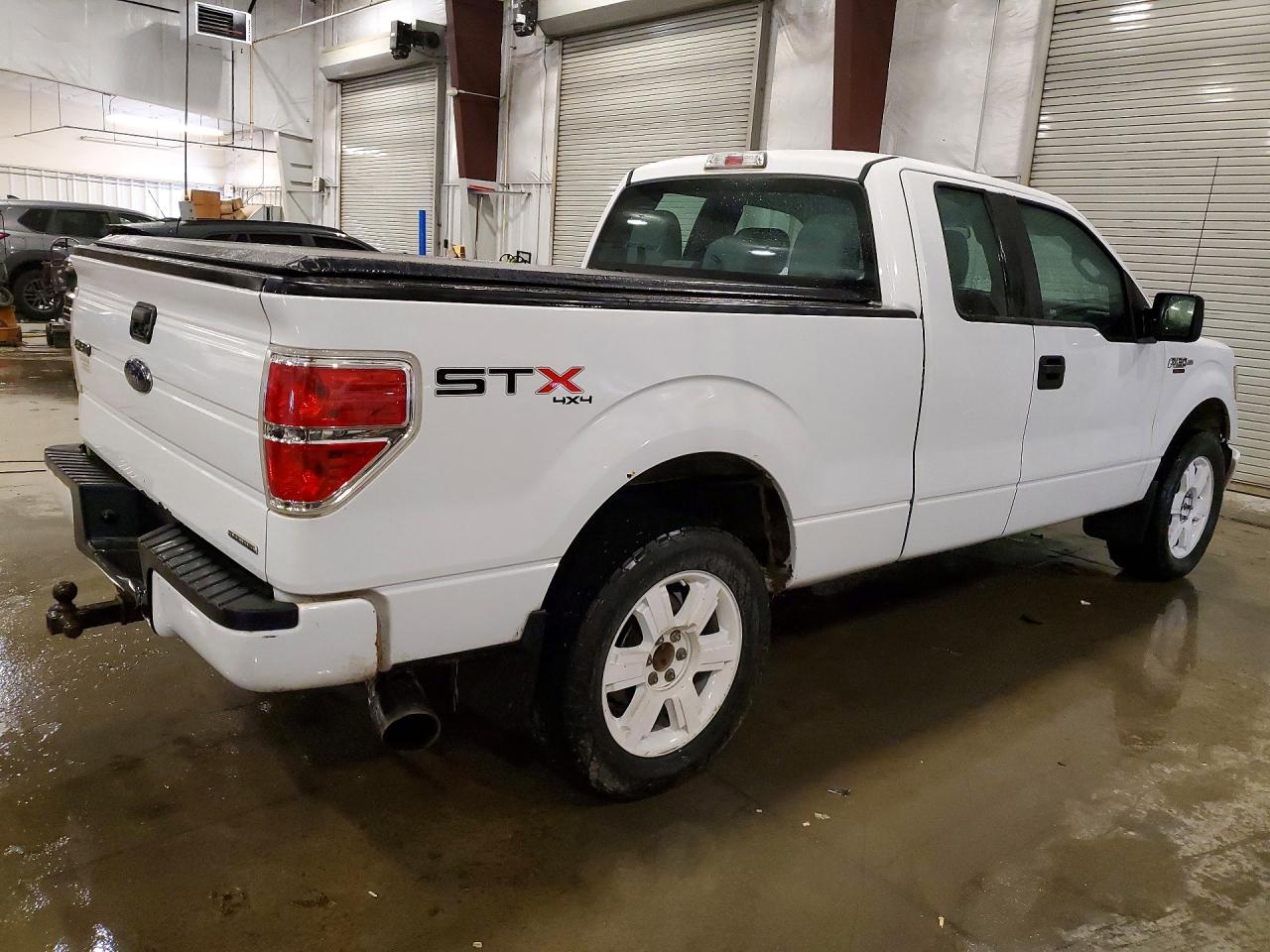 Ford F-150 Super Cab