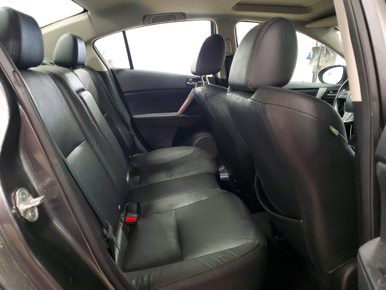 Mazda 3 I