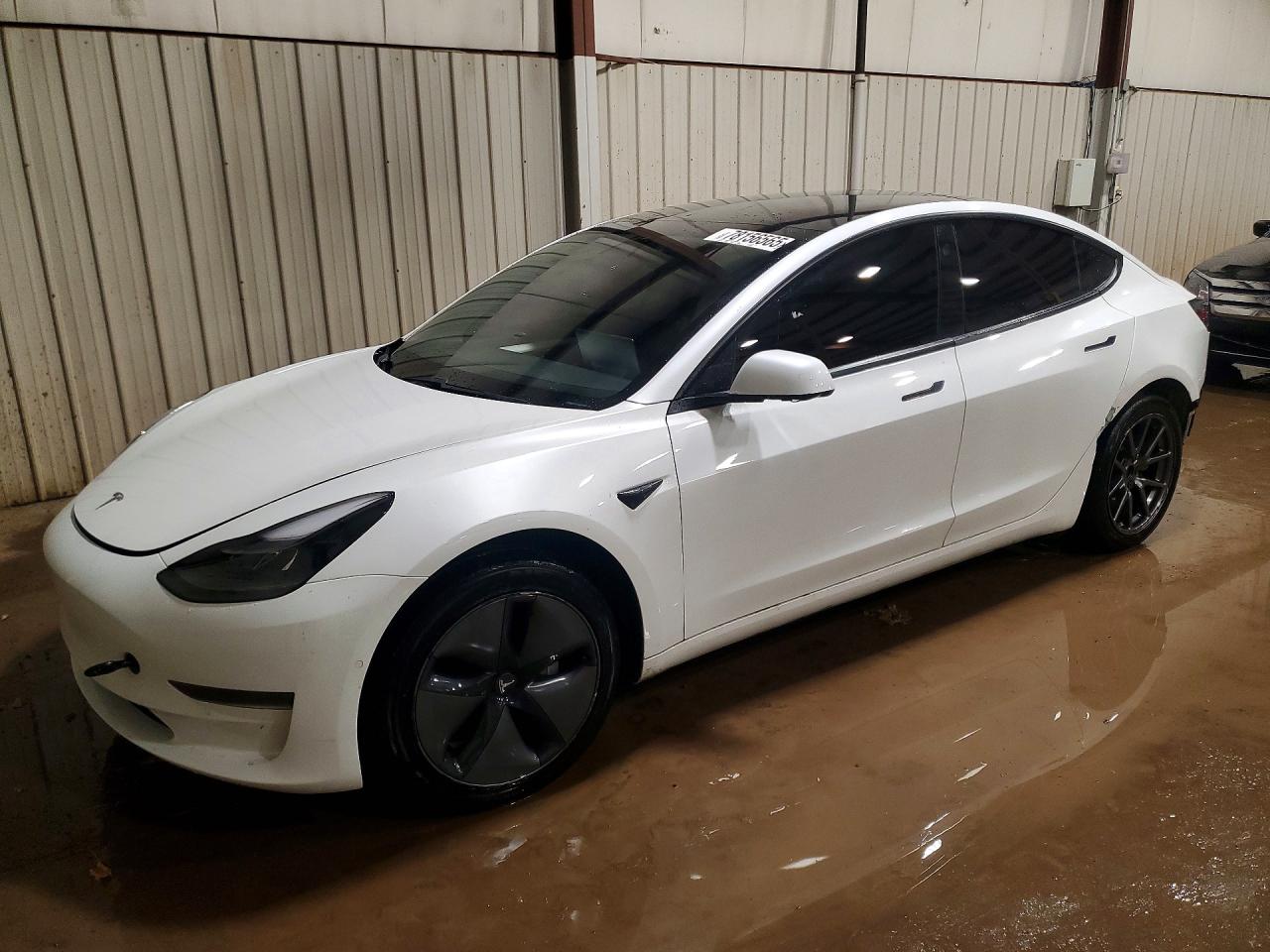 Salvage Tesla Model 3 Image
