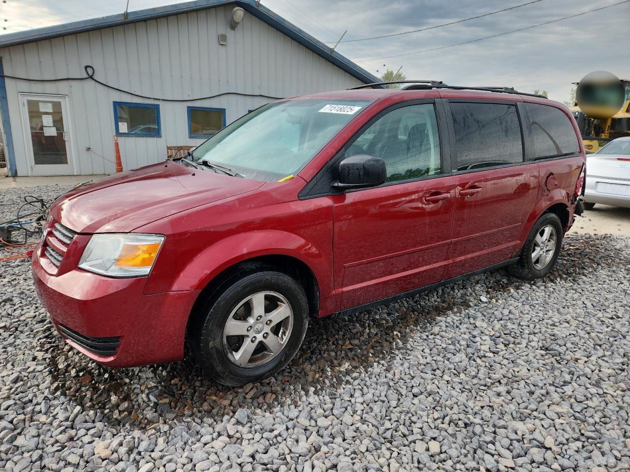 Salvage Dodge Caravan Image