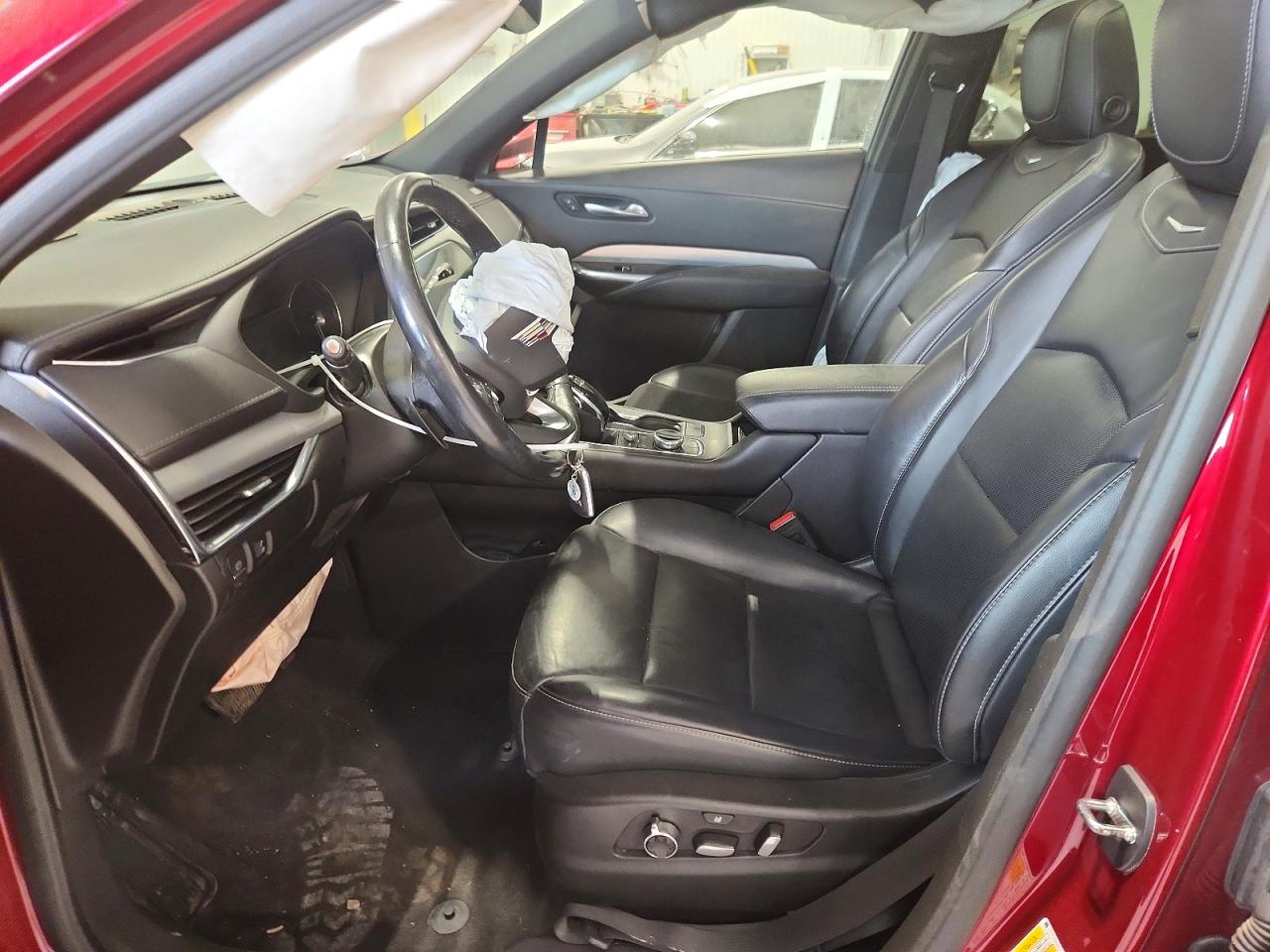 Cadillac XT4 Premium Luxury