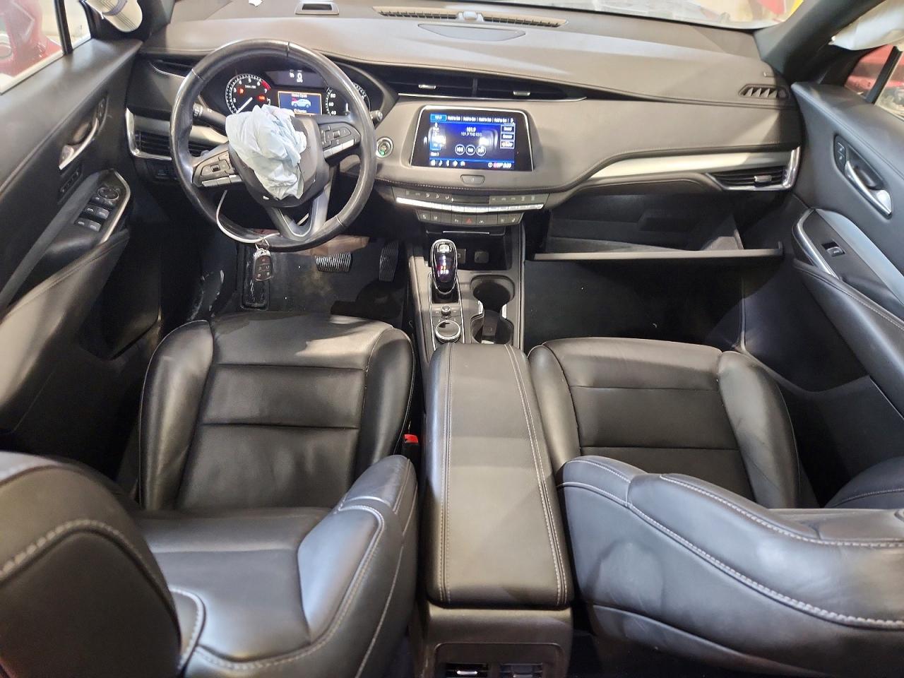 Cadillac XT4 Premium Luxury