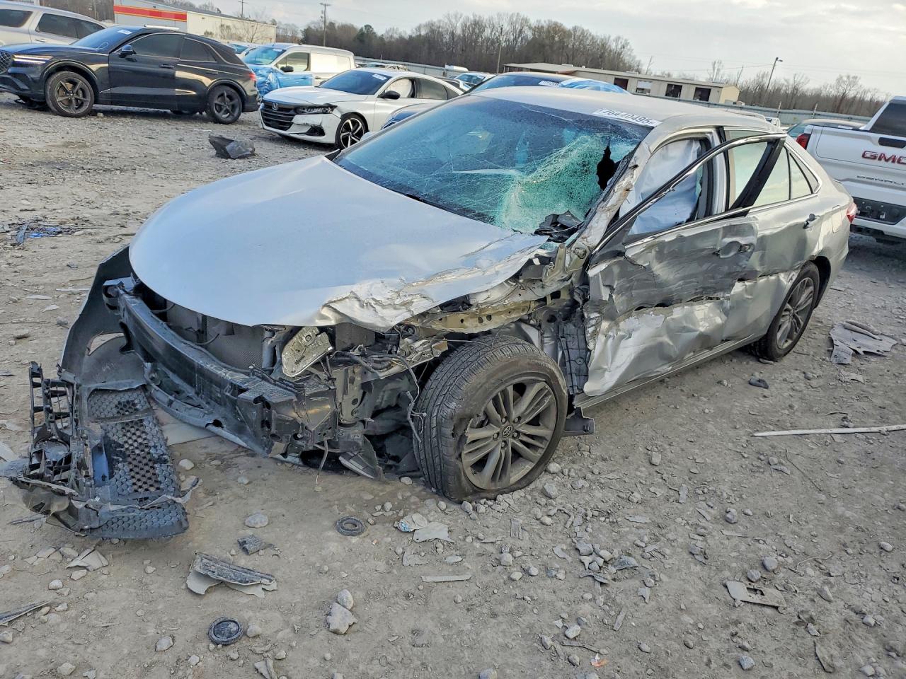 Salvage Toyota Camry Image