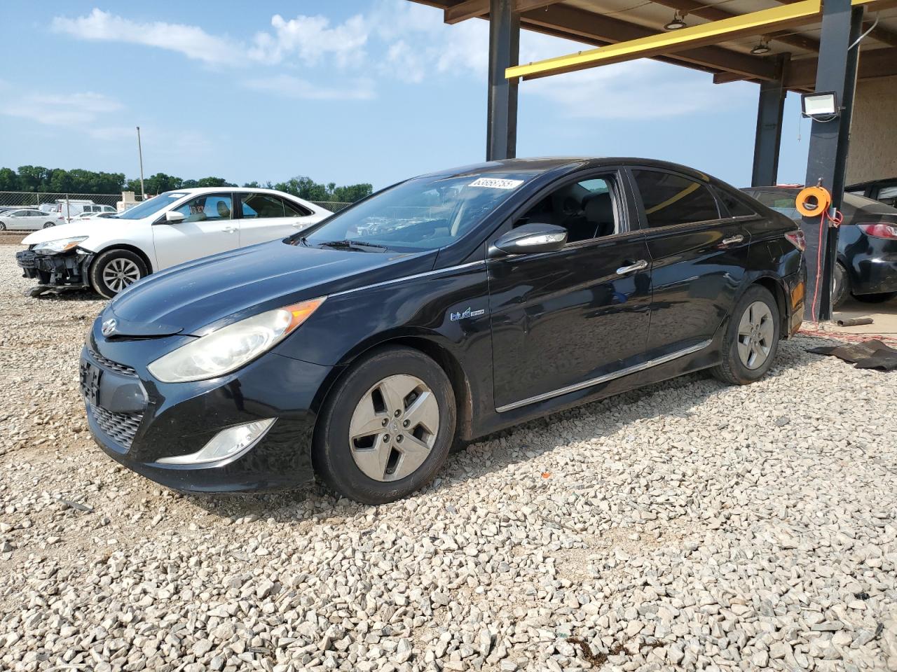 Salvage Hyundai SONATA Image