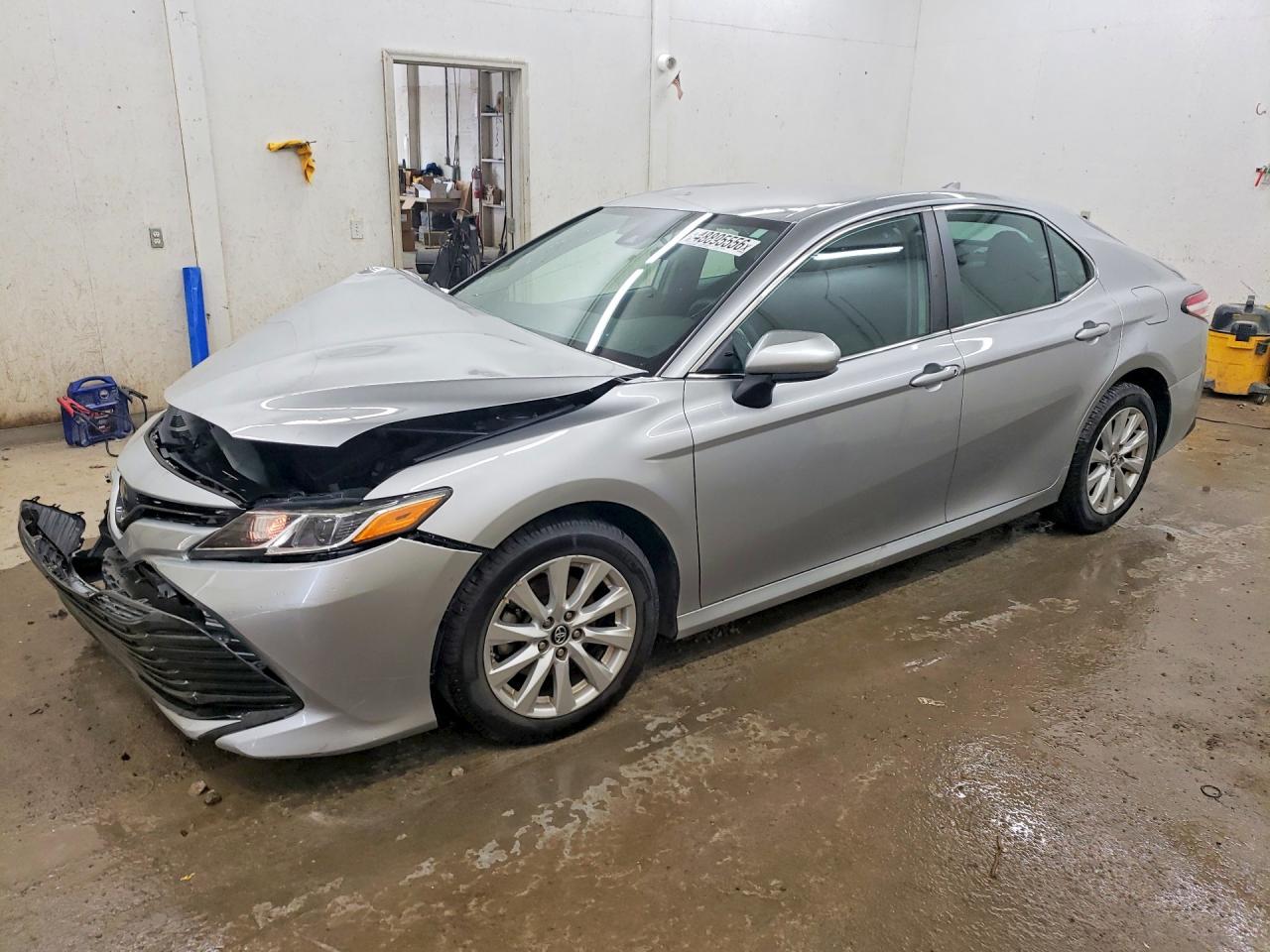Salvage Toyota Camry Image