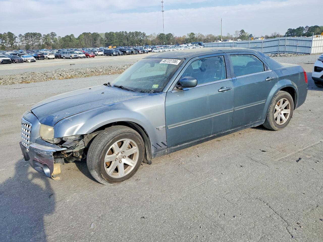 Salvage Chrysler 300 Image