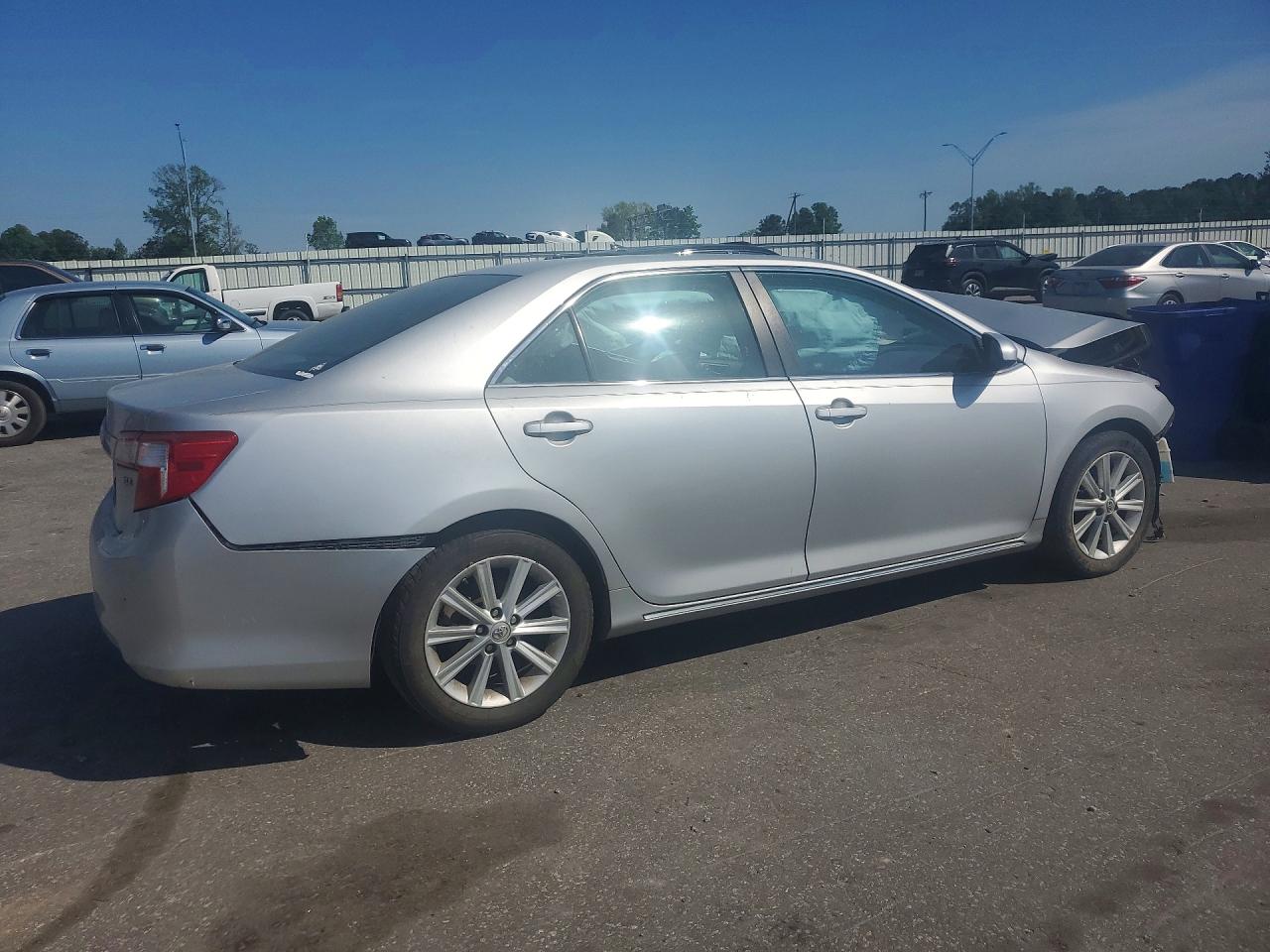 Toyota Camry Xle
