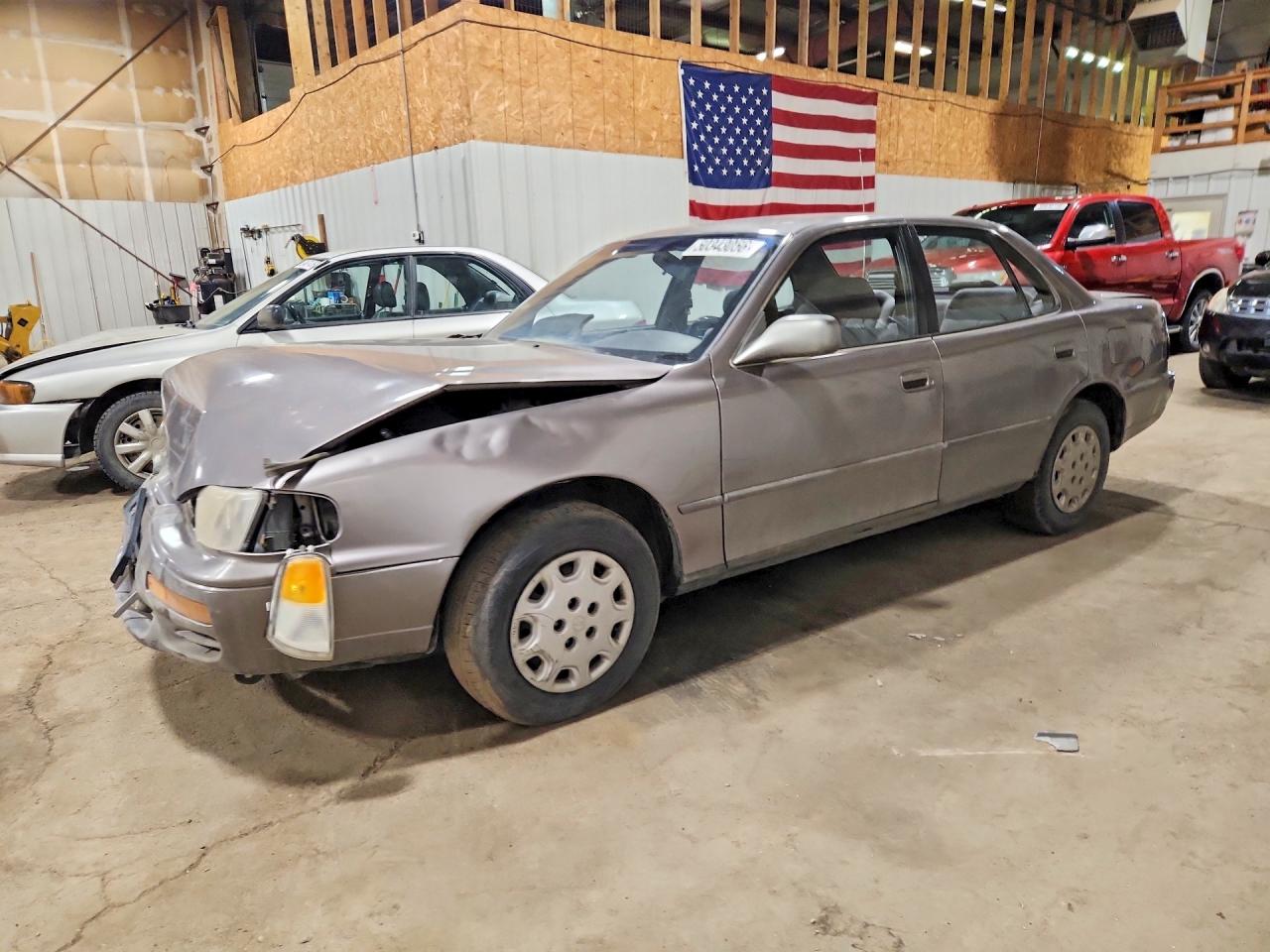 Salvage Toyota Camry Image