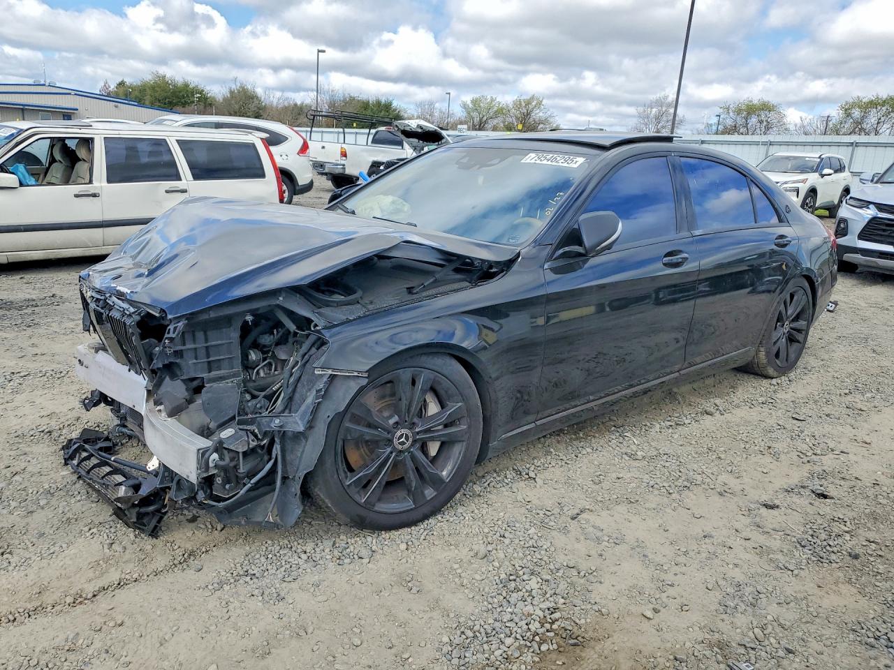 Salvage Mercedes-Benz S-Class Image