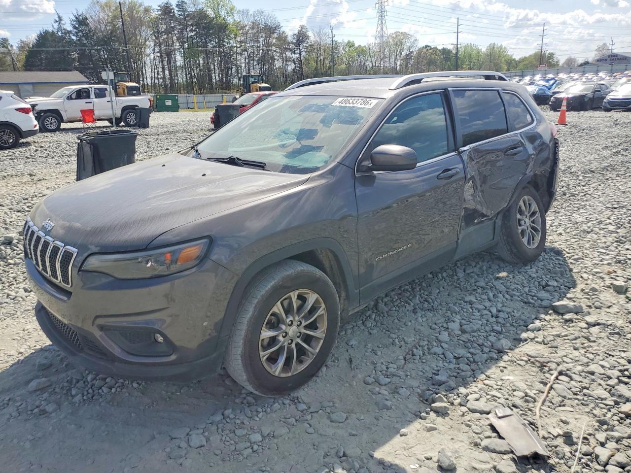 Salvage Jeep Cherokee Image