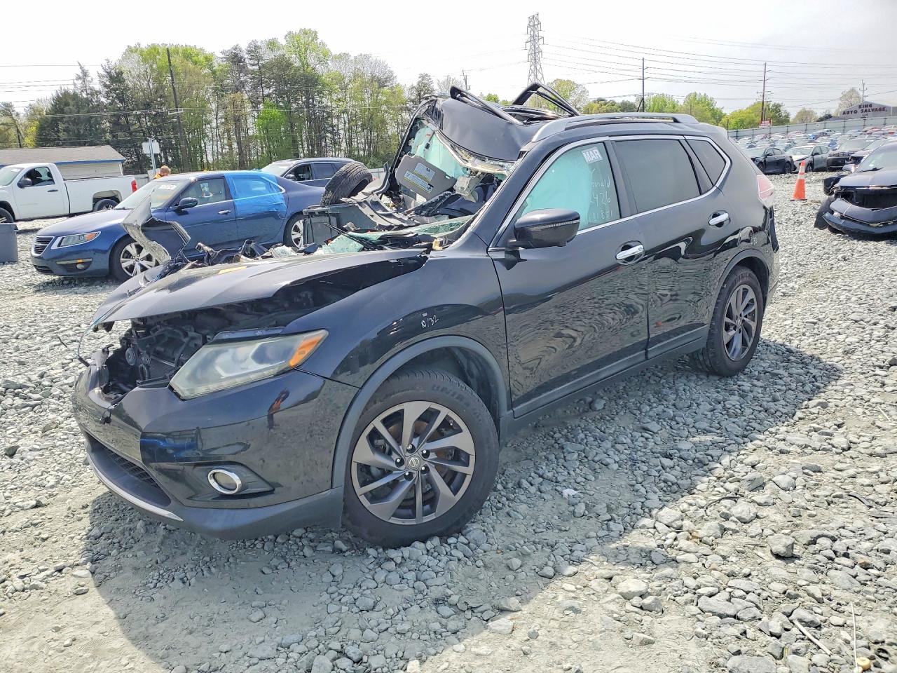 Salvage Nissan Rogue Image