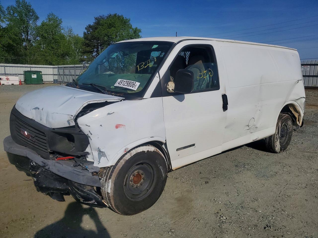 Salvage GMC Savana Image