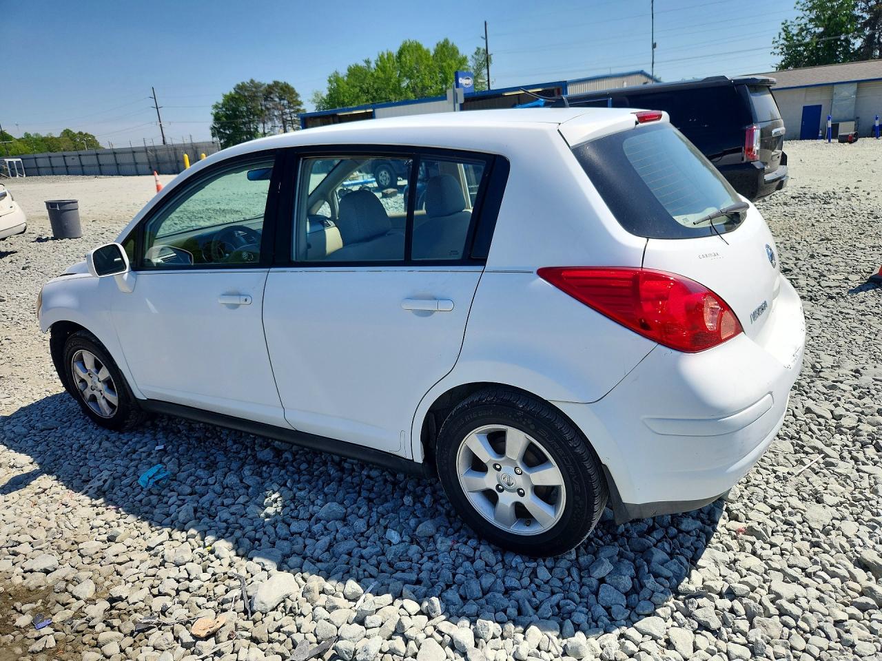 Nissan Versa 1.8 S