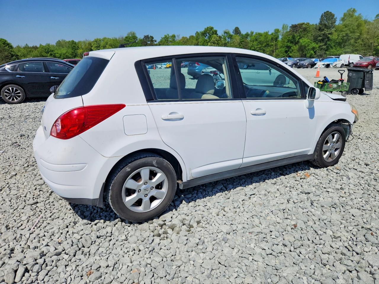 Nissan Versa 1.8 S