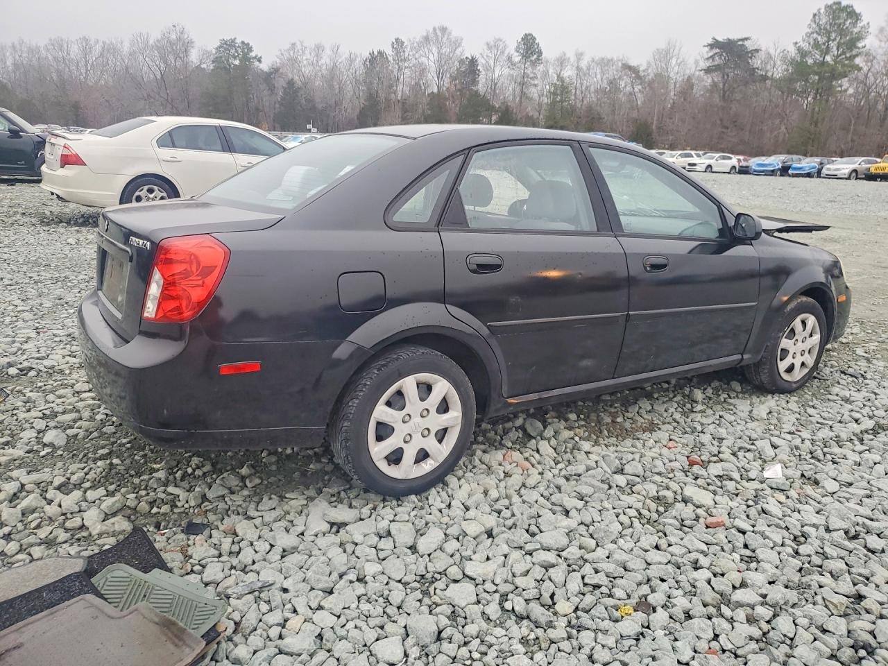 Suzuki Forenza S