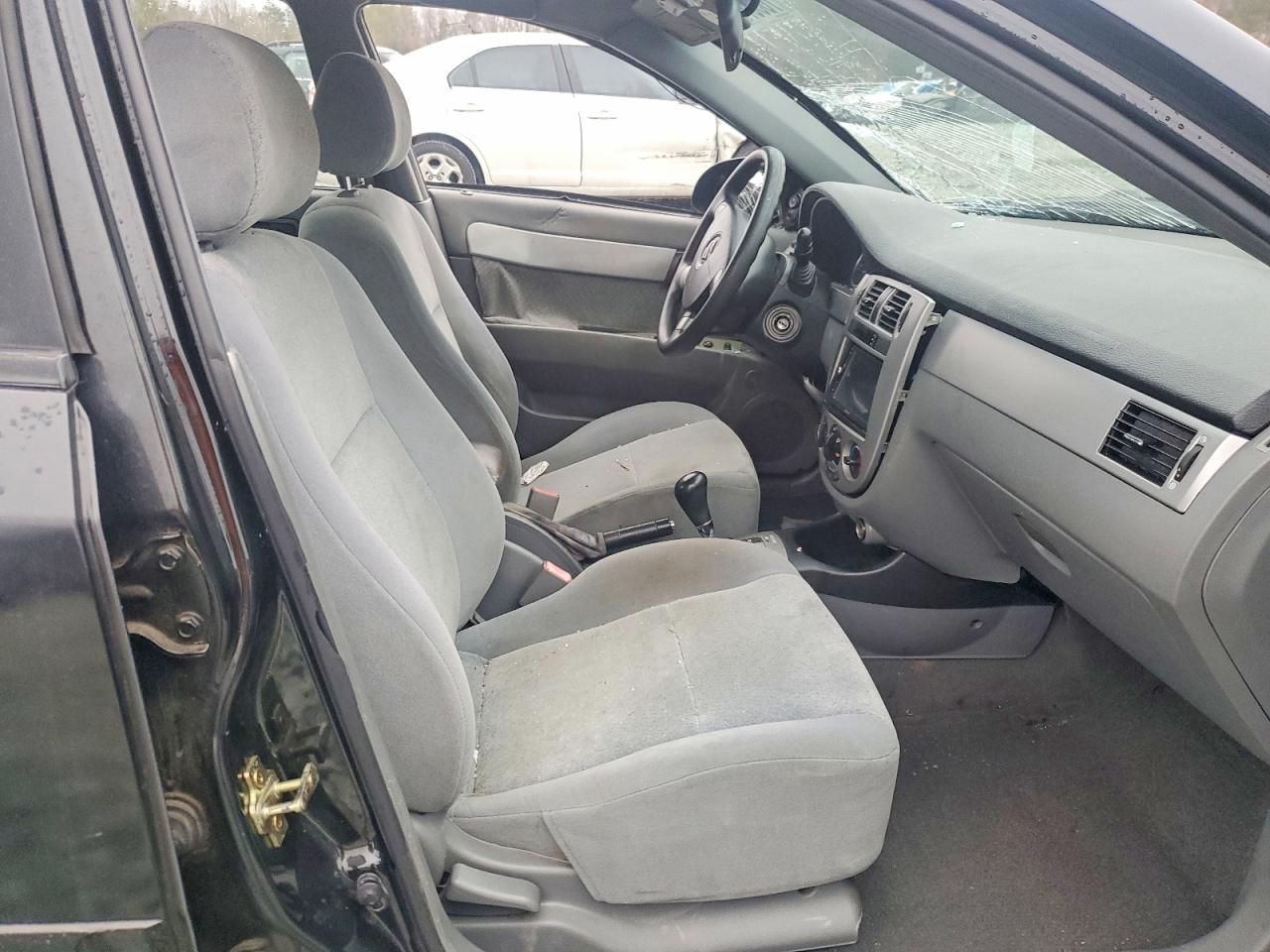 Suzuki Forenza S