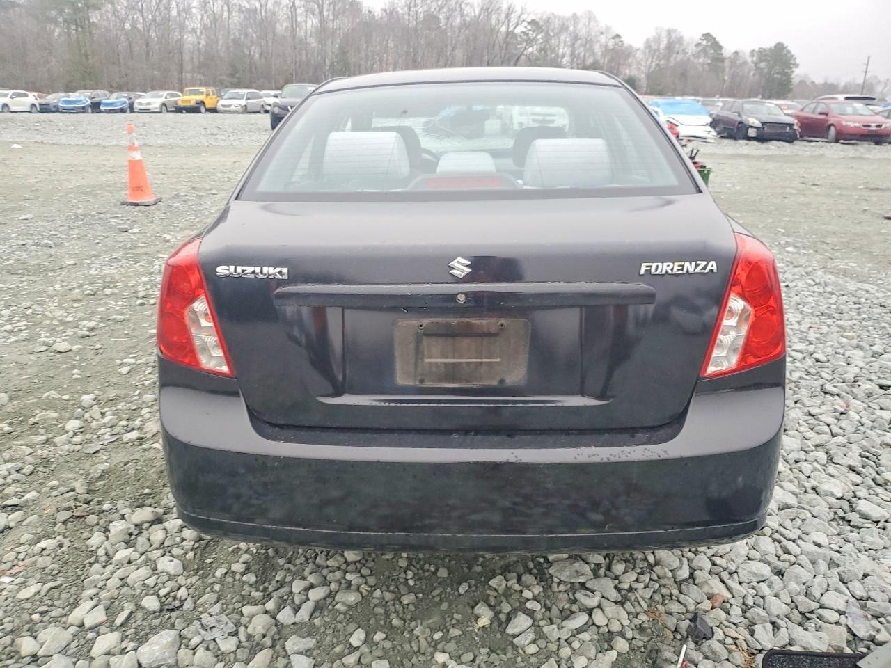 Suzuki Forenza S