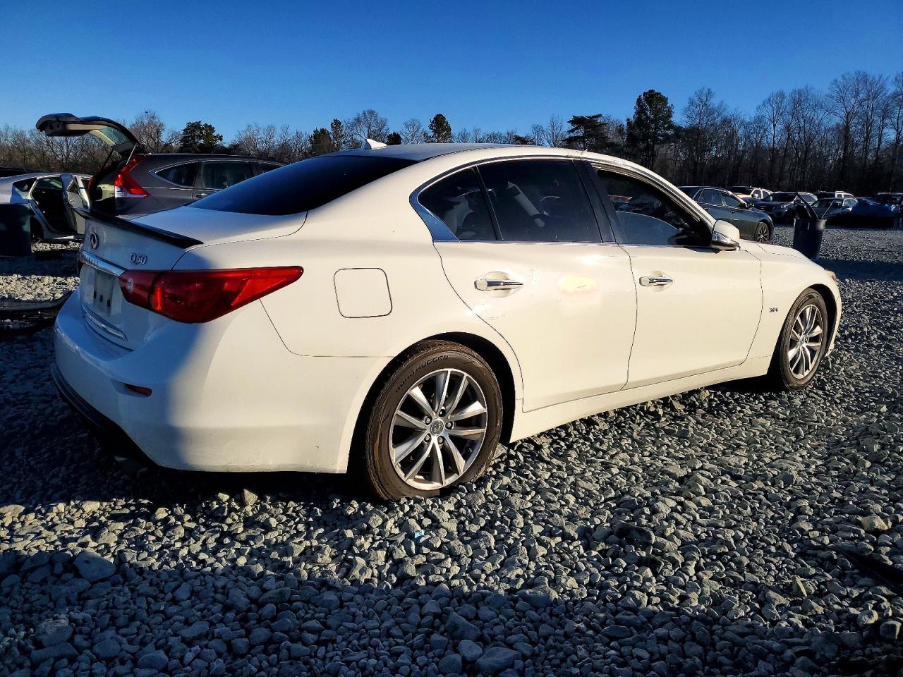 INFINITI Q50