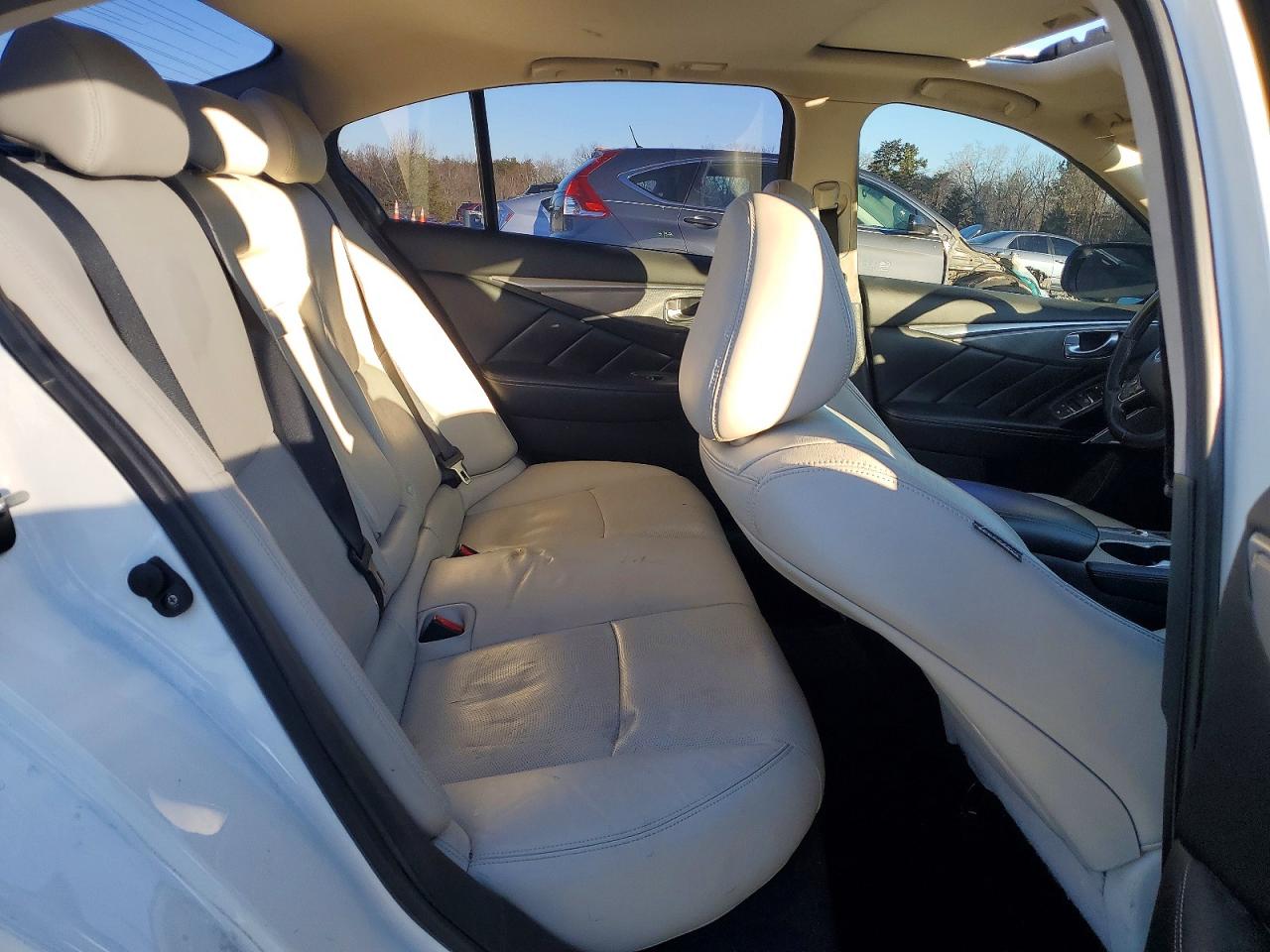 INFINITI Q50