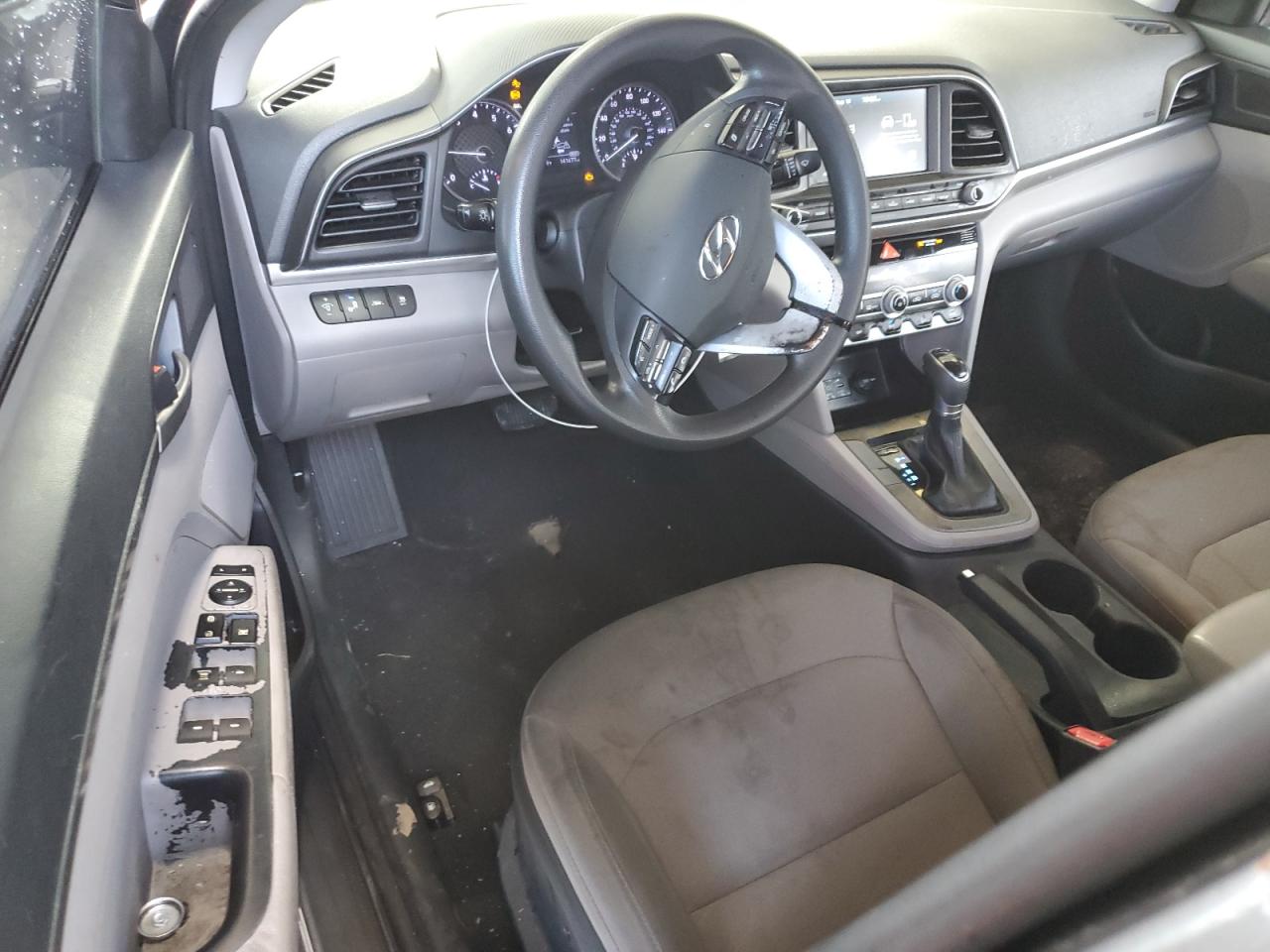 Hyundai ELANTRA Sel