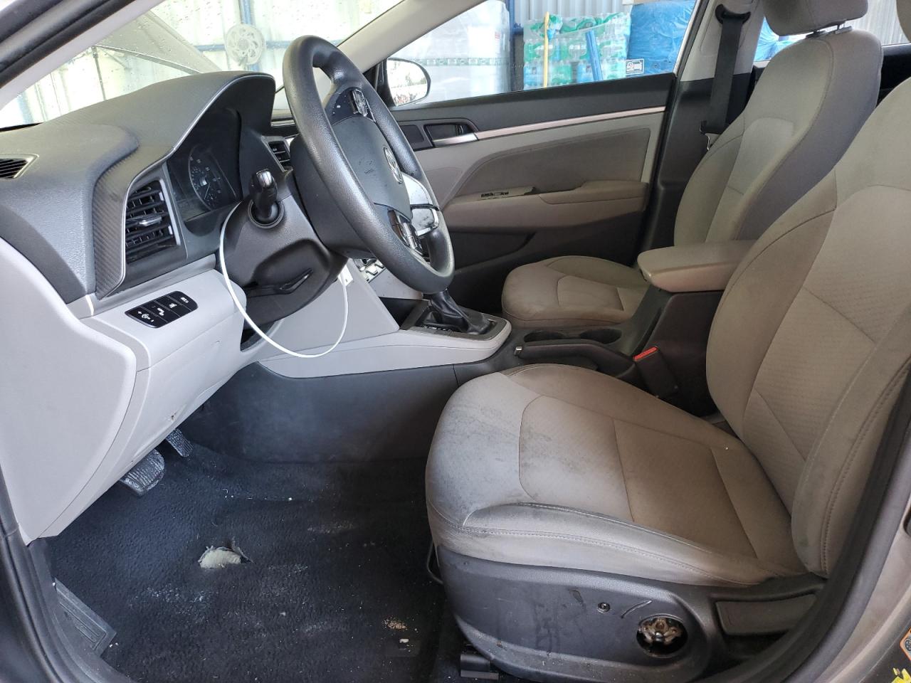 Hyundai ELANTRA Sel