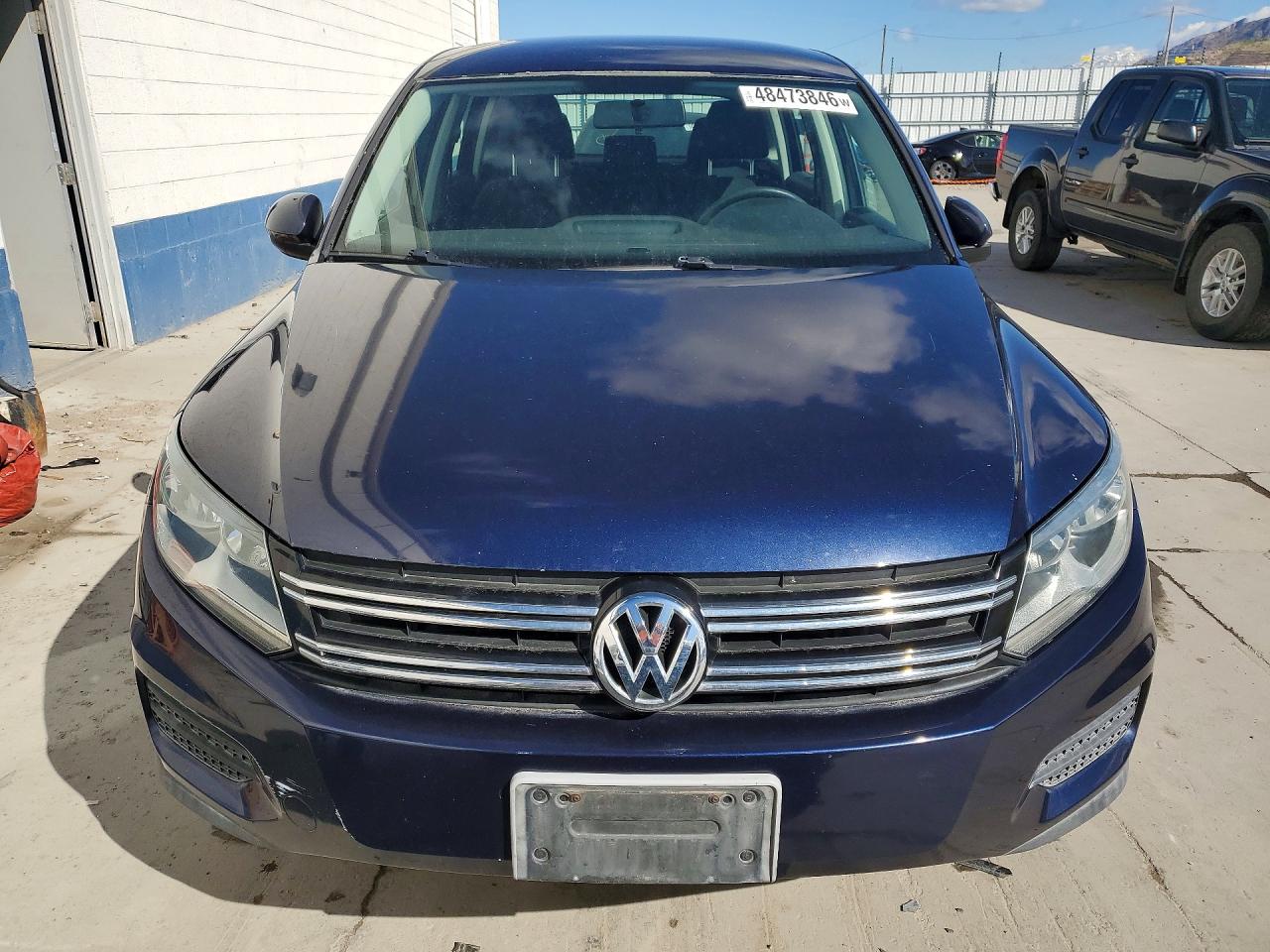 Volkswagen Tiguan S