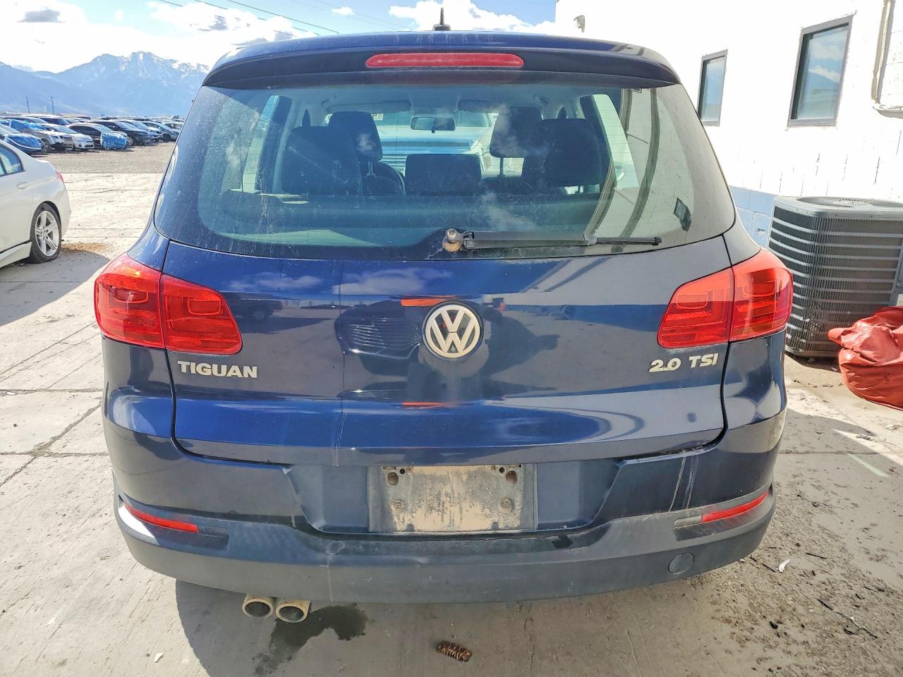 Volkswagen Tiguan S