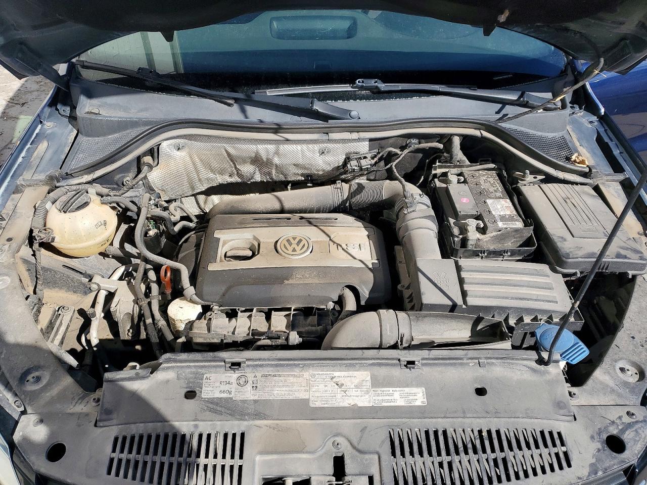Volkswagen Tiguan S