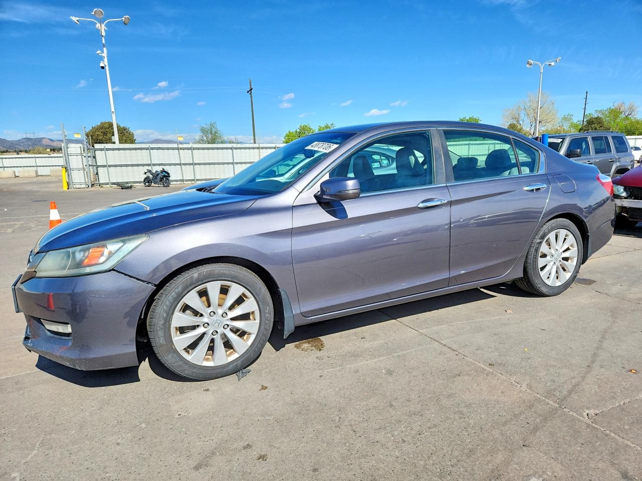Salvage Honda Accord Image