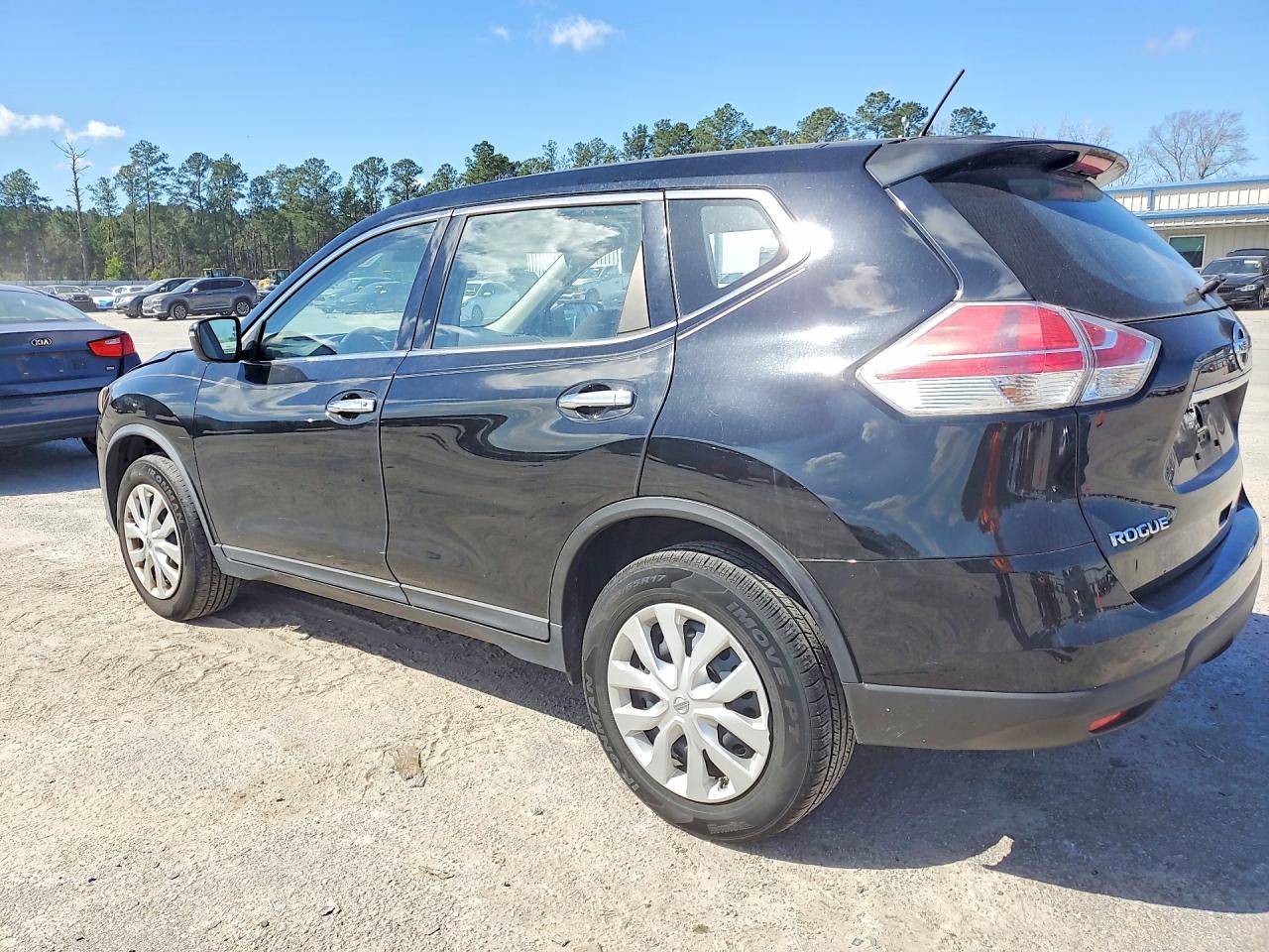 Nissan Rogue S